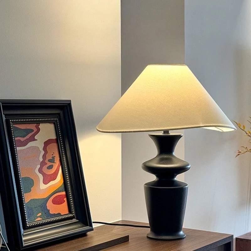

New Chinese solid wood fabric desk lamp bedroom bedside lamp