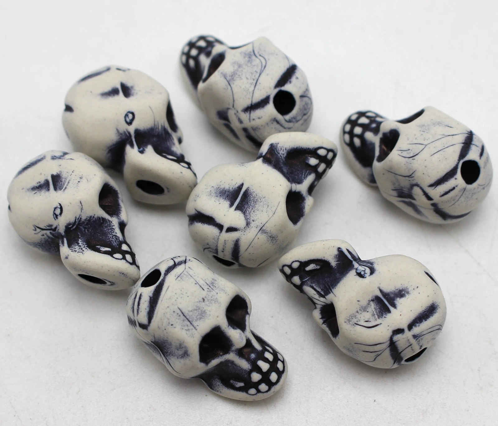 25 White Acrylic Halloween Gothic Skeleton Skull Beads 21X13mm