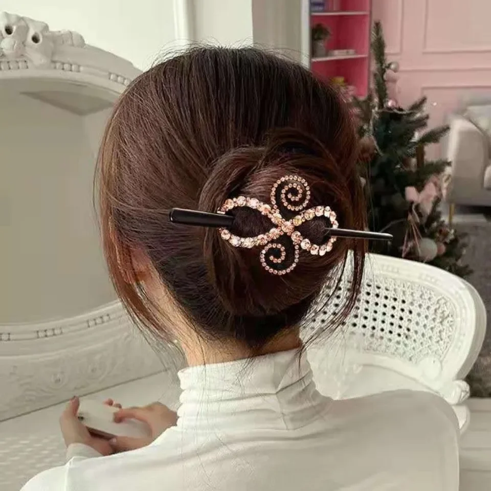 

Women Korean Style Hair Sticks Female Hairpin with Rhinestones Mother Hair Accessory Ladies Top Crab Hair Clip Headdress