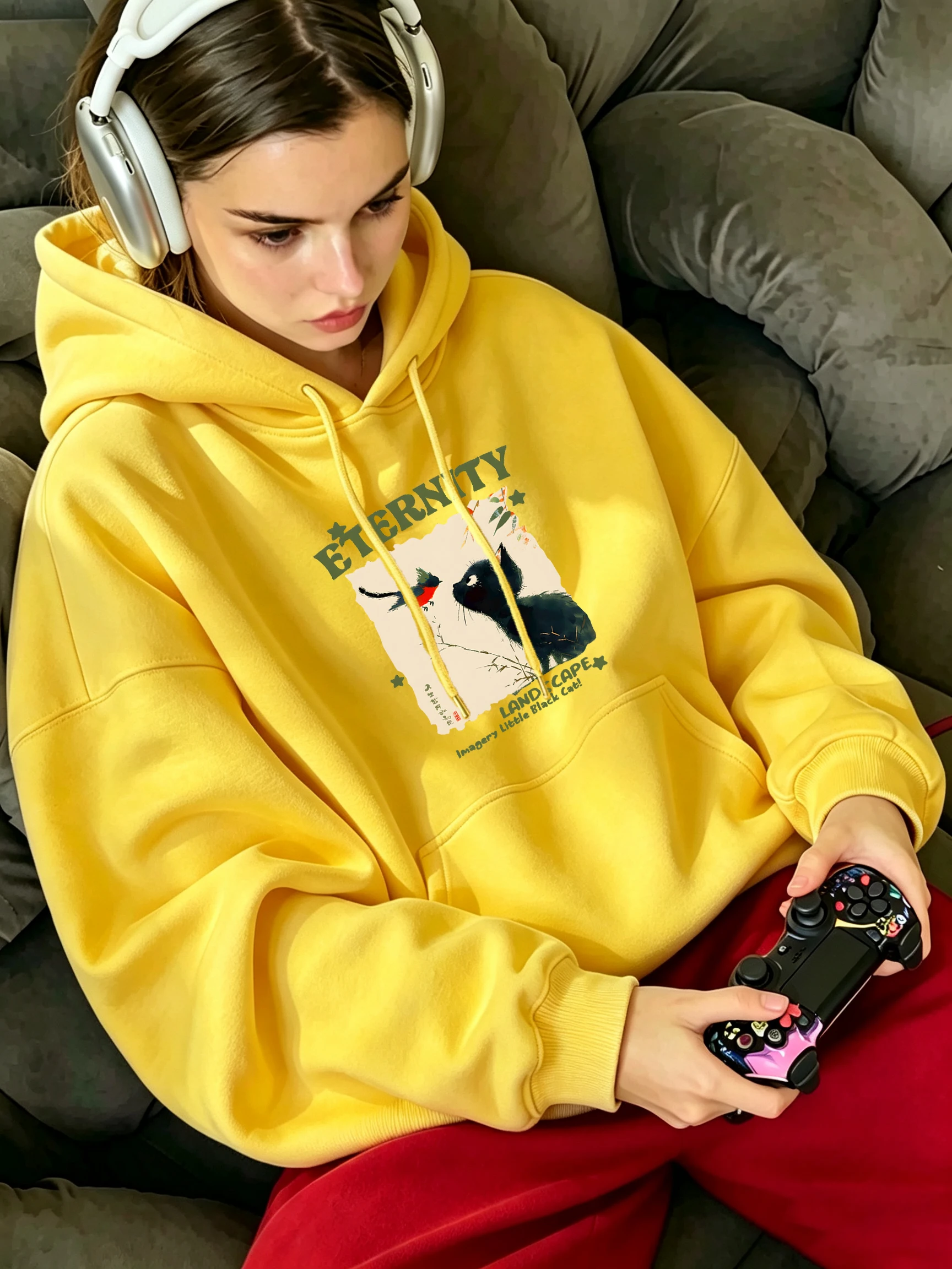 Landscape Imagery Little Black Cat Pattern Women Sportswears Y2K Casual Fleece Hoodie O-Neck Autumn Clothes Soft All-Match Top