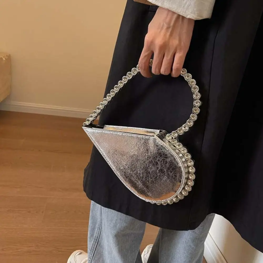 Borsa da banchetto da sera con strass borsa da polso di grande capacità borsa a forma di amore borsa a tracolla con manico in metallo pochette da