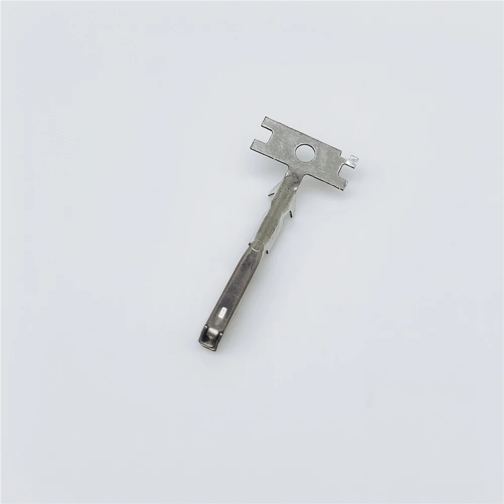 7116-3153-02 0.64mm Female Terminal Unsealed 025II Series Tin Plated Copper Alloy 22-24 AWG for Automotive Connector
