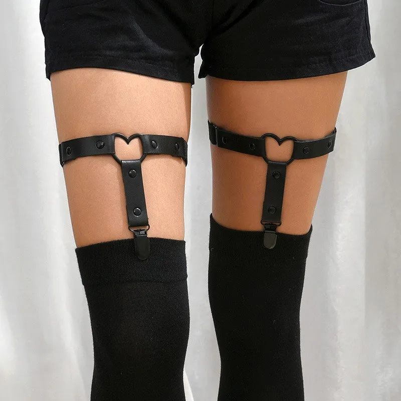 

Cool Punk Girl PU Leather Thigh Ring with Sexy Bandage Dark Gothic Short Skirt Stage Performance Costume Accessory Heart Socks C