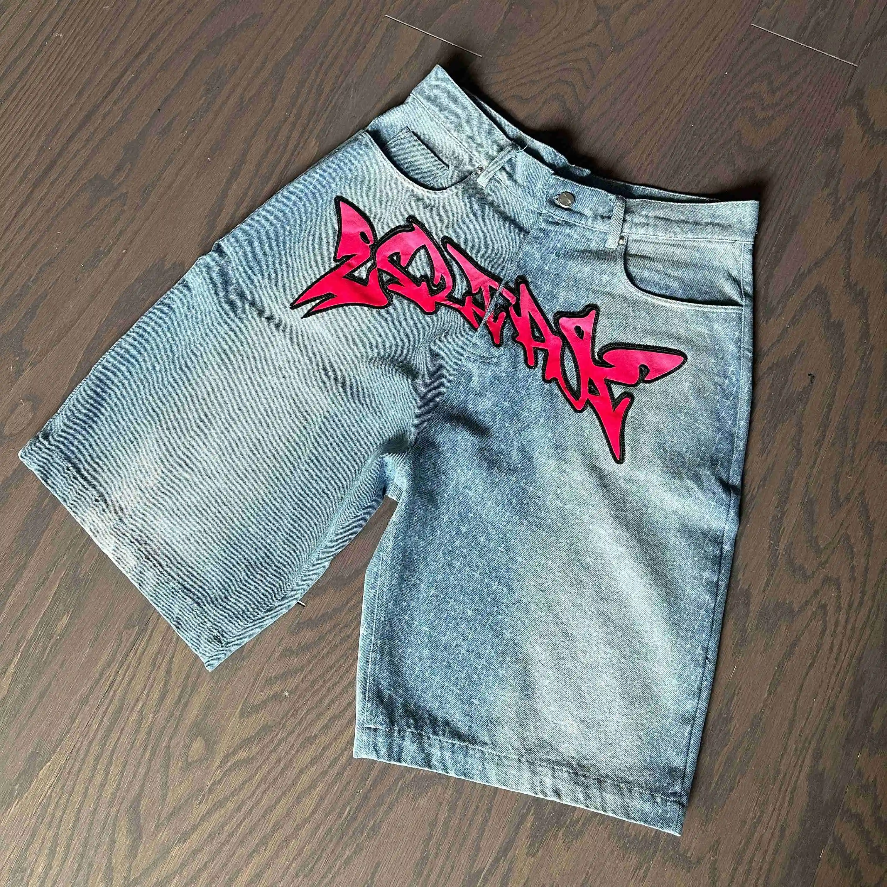 Shorts jeans letra rosa masculino, calças jeans largas, calções de basquete, streetwear gráfico retro, jeans de ginástica, Y2k, Harajuku