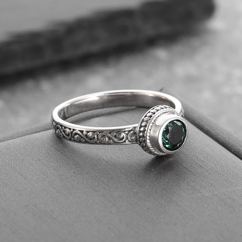 Stylish Exquisite Green Zircon Crystal Ring for Women Elegant Stylish Anniversary Jewelry Gift