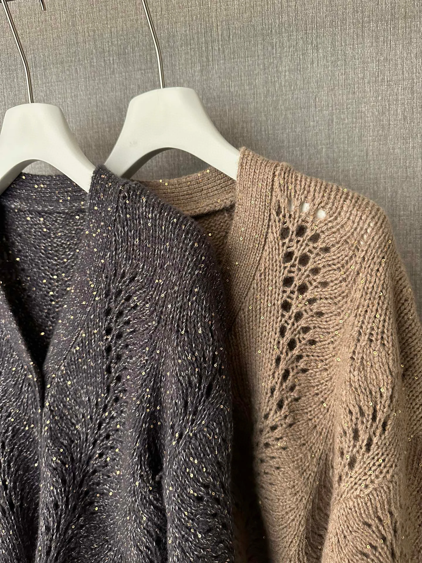 Cardigan a maniche lunghe di alta qualità con scollo a v in filato Paillete