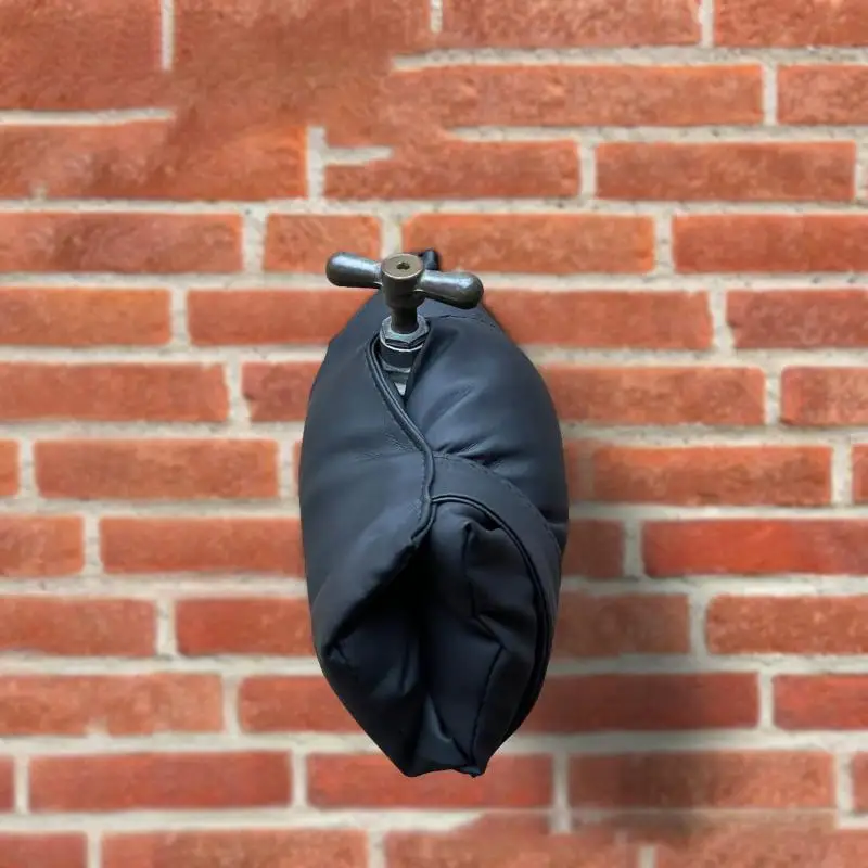 مقاوم للماء في الهواء الطلق الشتاء صنبور يغطي قابلة لإعادة الاستخدام الأنابيب العزل بولي Leather الجلود معزول صنبور الجوارب قابلة لإعادة الاستخدام حامي صنبور المياه