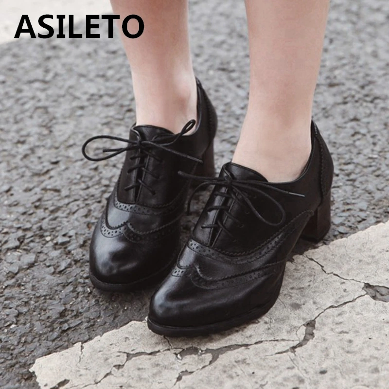 ASILETO New 2021 Women Pumps Round Toe 5.5cm Wood Heels Platform Brogue Student Carved Retro Lace-Up Classic Spring D586