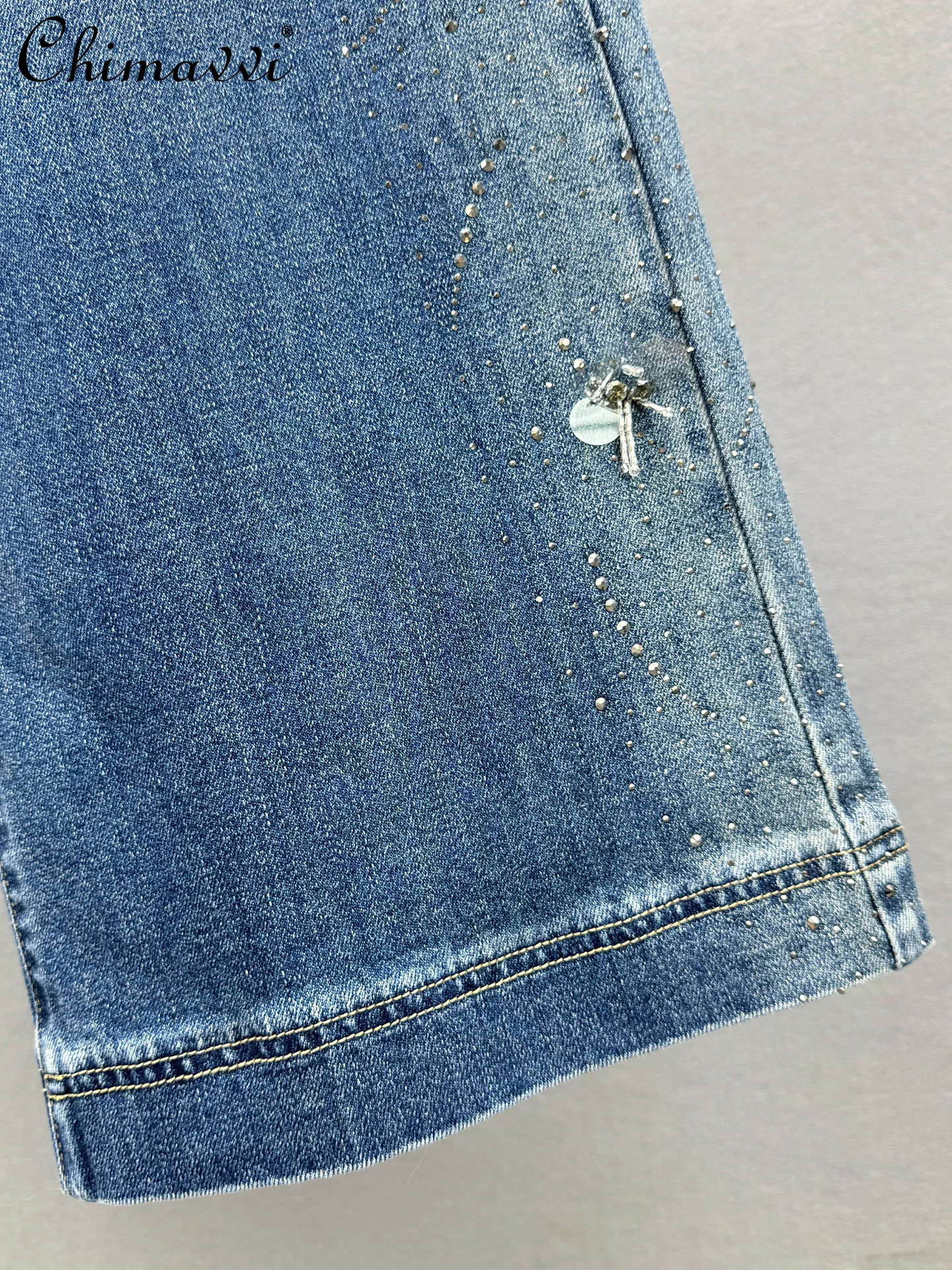 핫 라인스톤 청바지 여성 롱 팬츠 2025 가을 신상 하이웨이스트 루즈핏 유럽풍 헤비 와이드 레그 팬츠