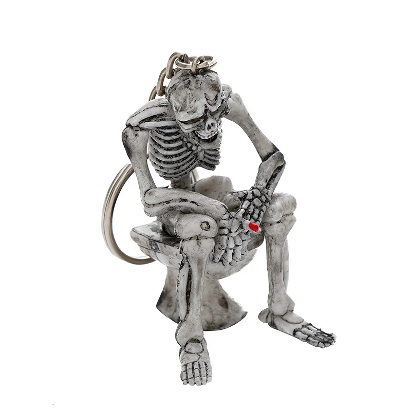 Kreativer Totenkopf-Toiletten-Geist-Schlüsselanhänger, Punk-Skelett, sitzender PVC-Schlüsselring, Auto-Anhänger, witziges Halloween-Geschenk, Retro, lustig – Detail 7
