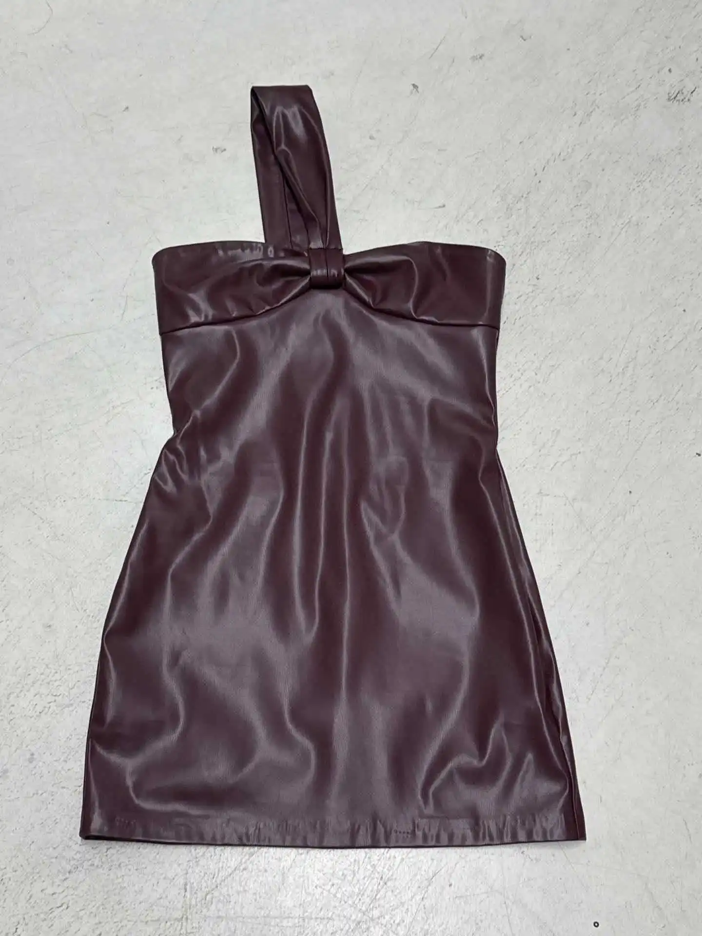 Damska seksowna obcisła mini sukienka z ekoskóry, bez ramiączek, na jedno ramię, z odkrytymi plecami, dopasowana, na imprezę, do klubu, modna, codzienna odzież uliczna, Vestidos