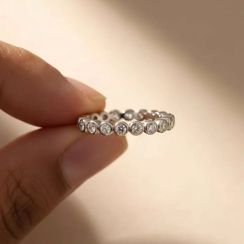 925 Sterling Silber Weißer Zirkon Verlobungsschmuck für Damen Mode-Fingeraccessoires Party Runder Bestseller Exquisiter Ring