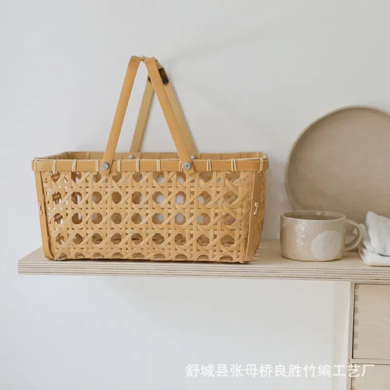 Hand Woven Bamboo Basket Small Hollow Storage Container for Fruit Snacks Natural Craft Home Decor Organizer Wholesale Supply