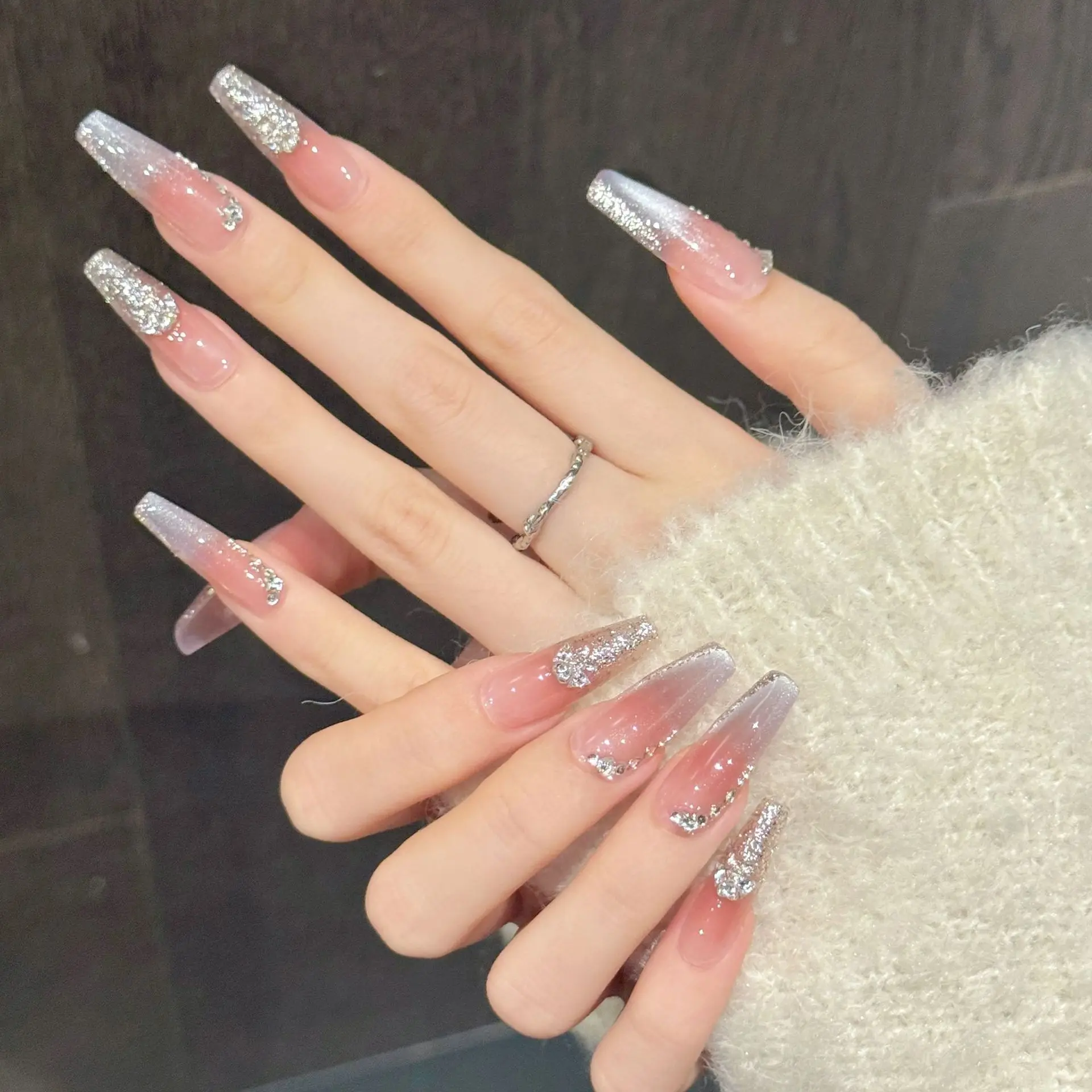 10 pièces à la main presse sur ongles paillettes diamants décor Blush faux ongles portable lumière luxe oeil de chat faux ongles longs français