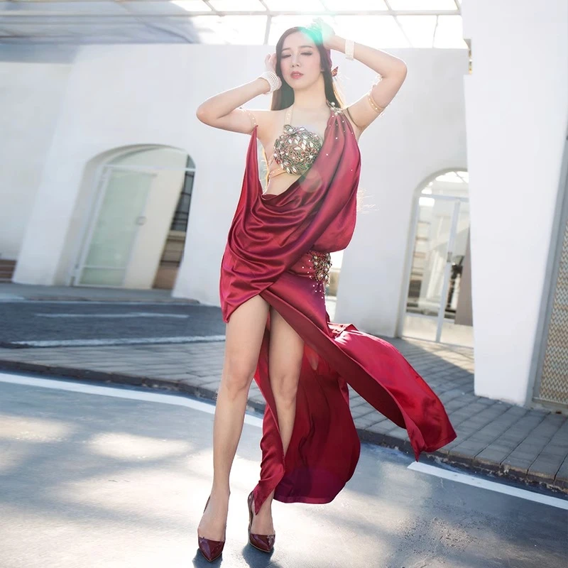 Prestazioni di danza del ventre personalizzate Donna 2025 Nuovo reggiseni sexy in seta orientale Abito lungo Foulard Set Dancewear del ventre 3 pezzi