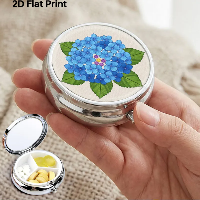Portable Mini Metal Pill Box, Blue Hydrangea Pattern, Three-Compartment Design, Travel Pill Box, Compact and Portable, Can Hold Vitamins, Easy to Carry, Floral Pattern, Small and Durable, Is a Healthy Gift for Women and Mothers.