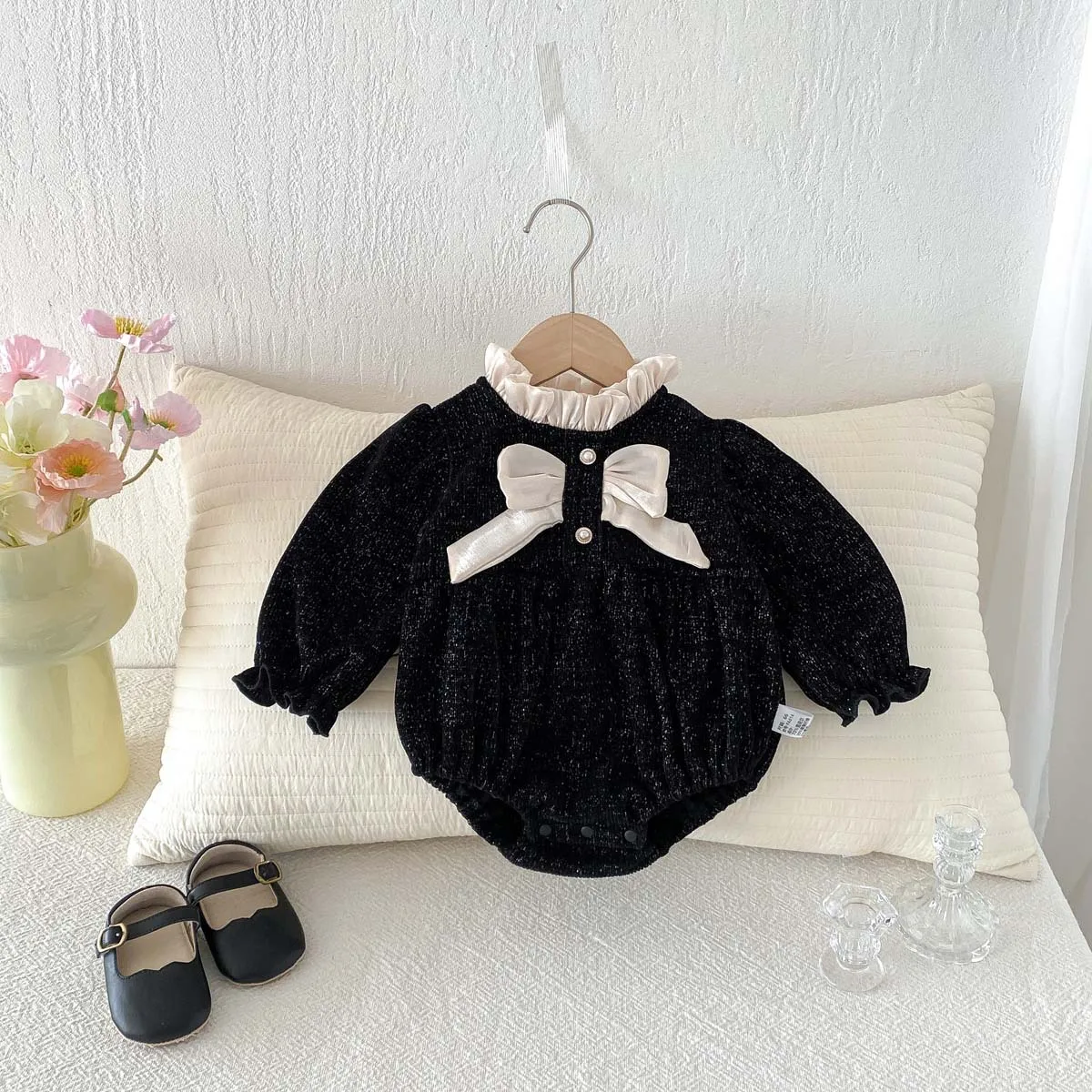 Girls' Spring and Autumn New Style Small Fragrant Bow Triangle Bag Butt Ha Yi Baby Sweet Jumpsuit