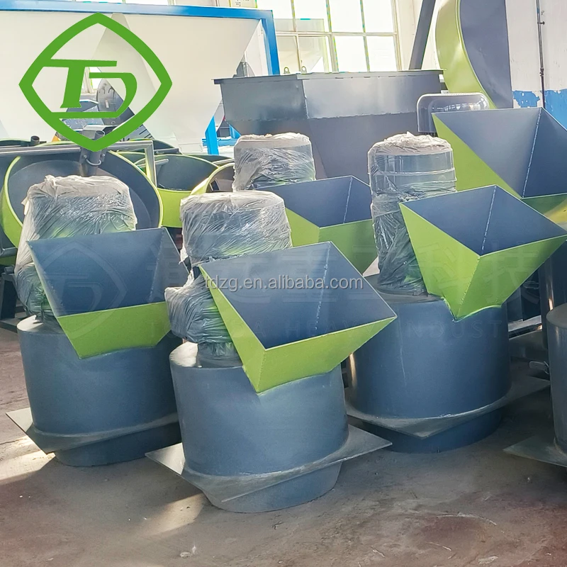 Vertical Chain Mill Crusher for Breaking Caked , Compost, and Agricultural Waste in Processing Plants