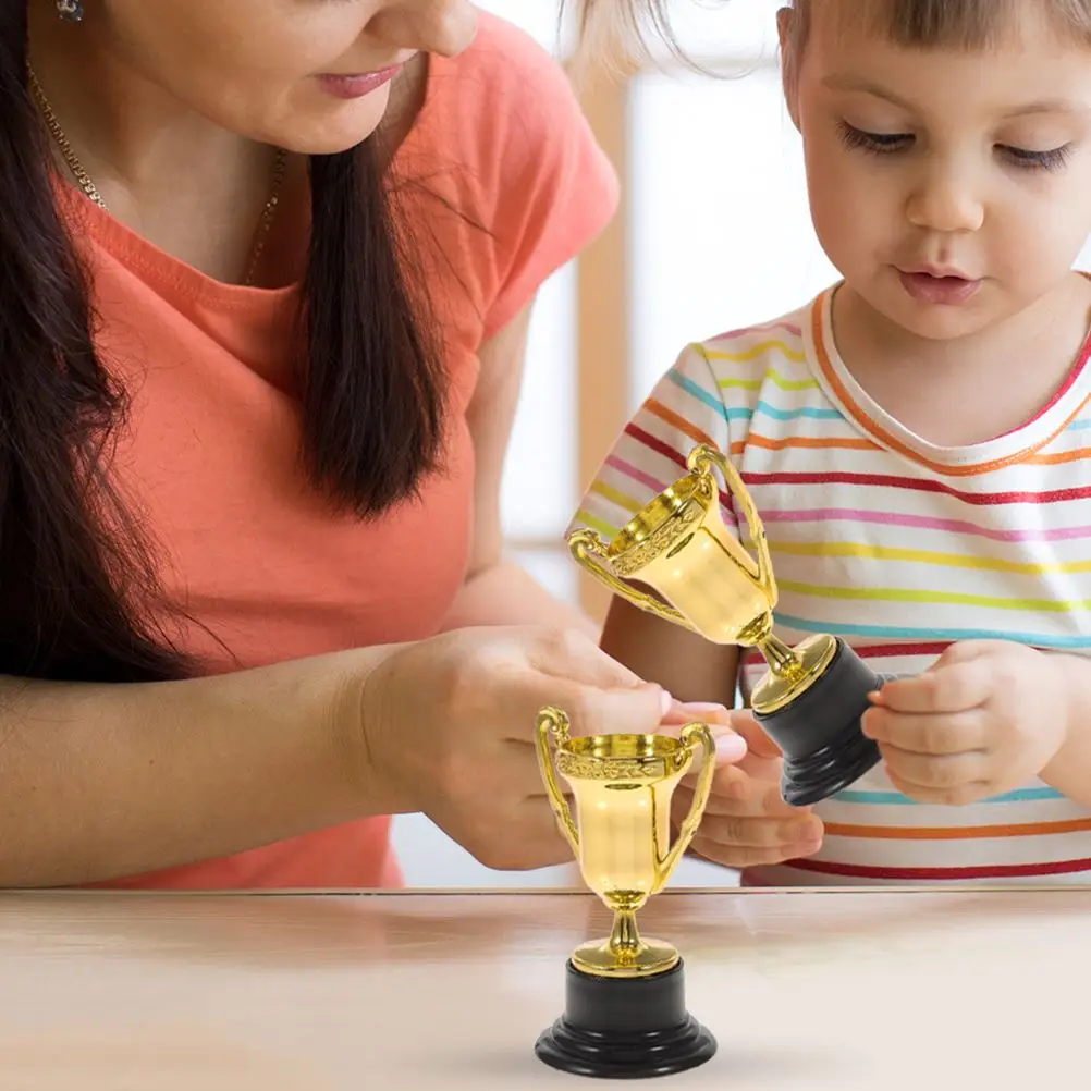 6pcs Award Trophy Winner Trophies Children Plastic Trophy Toys For Kids Competition Reward Prize Party Favors