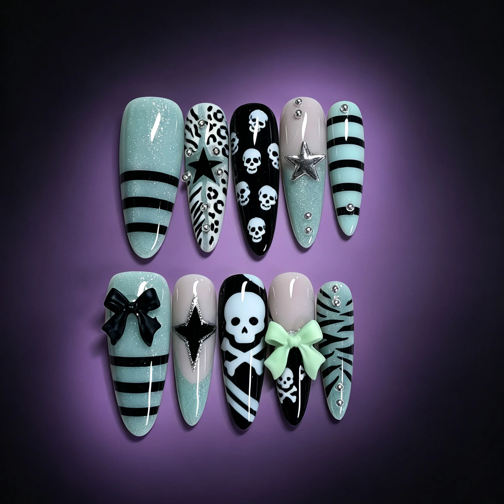 10 handgefertigte, tropfenförmige Kunstnägel, schöne künstliche Nägel, Halloween-Totenkopf-Design in Blau und Schwarz, geeignet für Frauen.
