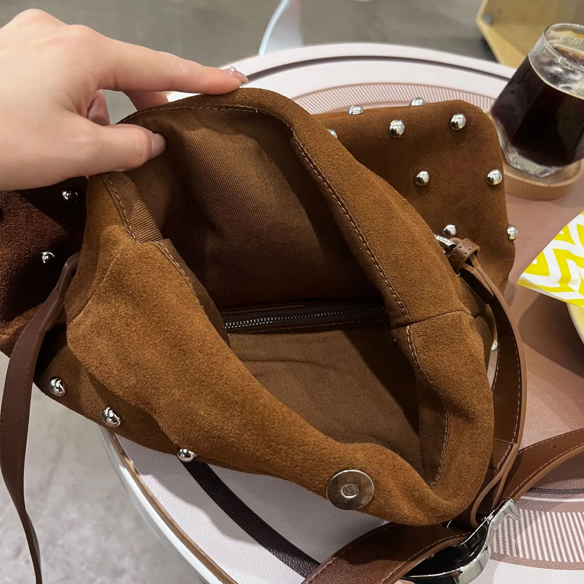 Fashion rivet women clutch Trend Party lady evening bags Faux Suede handbag ladies Single shoulder crossbody bag Clutches wallet