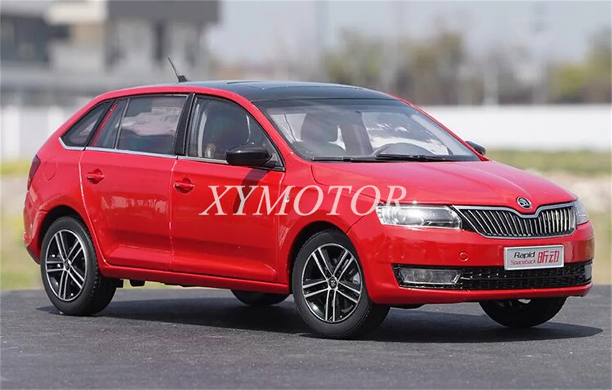 nuevo-modelo-de-auto-a-escala-1-18-vw-skoda-rapid-spaceback-de-metal-fundido-a-presion-para-regalo-o-exhibicion-rojo-azul-plateado