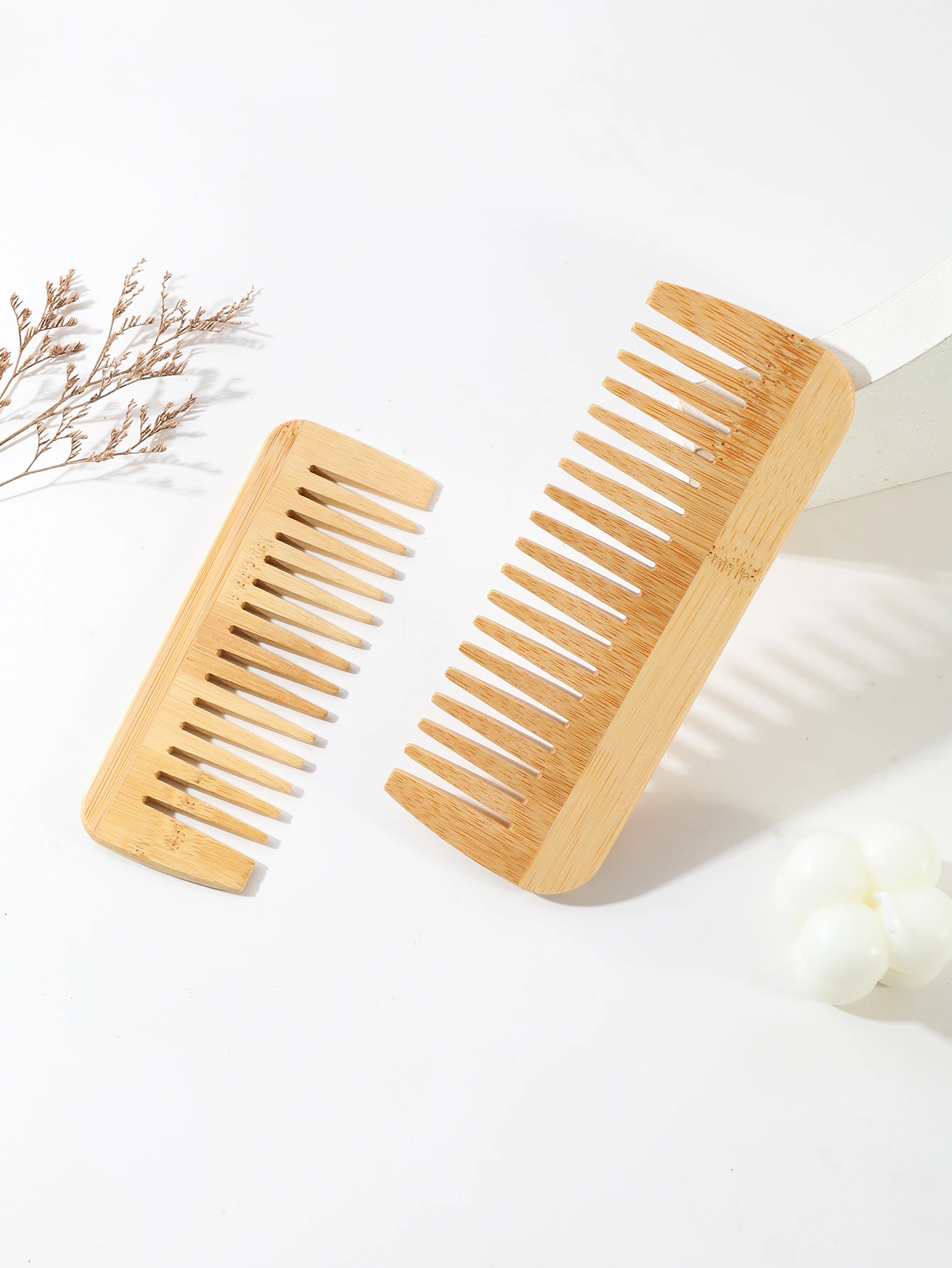 

Wooden wide toothed hair comb, wide toothed design, bamboo handle, natural wooden comb teeth, special for real hair wigs