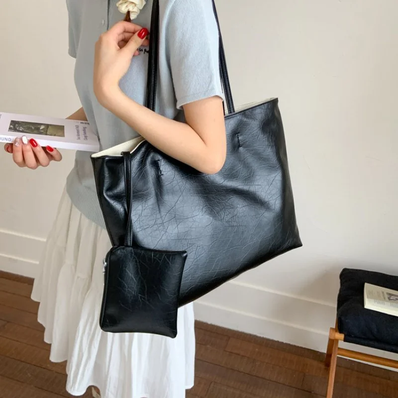 

Retro Vintage Crossbody Bag Women Elegant Shoulder Bag Durable Spacious Office Travel Essential