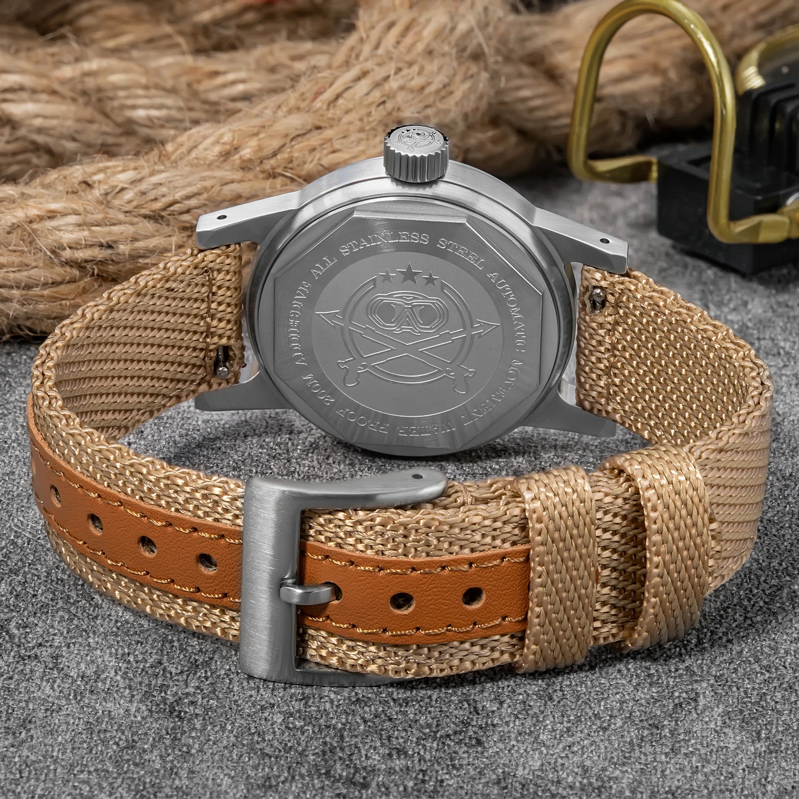 ADDIESDIVE Automatic Watch for Men NH35 Luxury Mechanical Watches Fashion Retro Military C3 Luminous 20Bar Waterproof Wristwatch