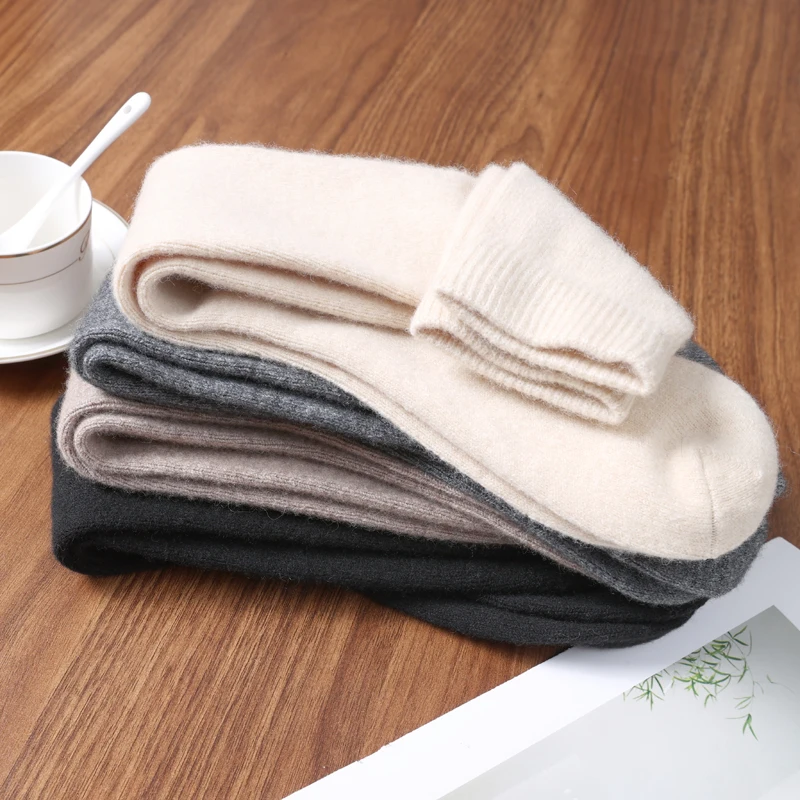 

10% Cashmere Wool Socks Women's Middle Socks Solid Color Simple and Versatile Long Socks Warm, Comfortable and Breathable Socks.