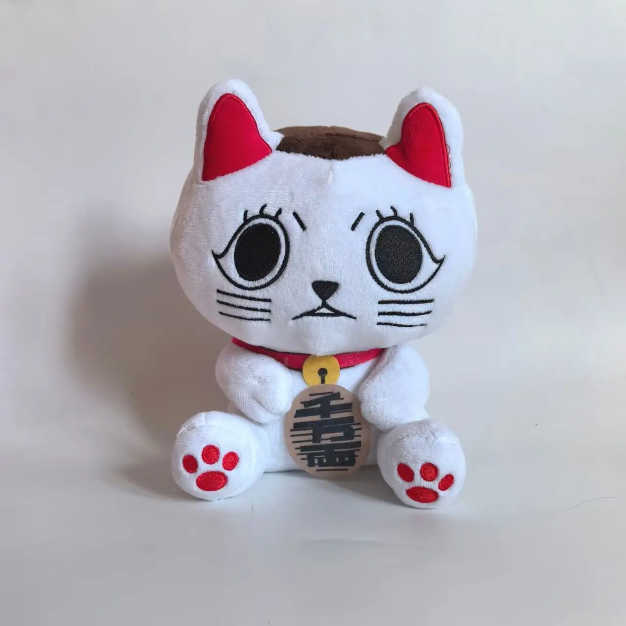 

25 см аниме Dan Da Dan плюшевая игрушка милая мультяшная фигурка Dandadan белый кот мягкая кукла Lucky Cat плюшевые игрушки на Рождество, день рождения