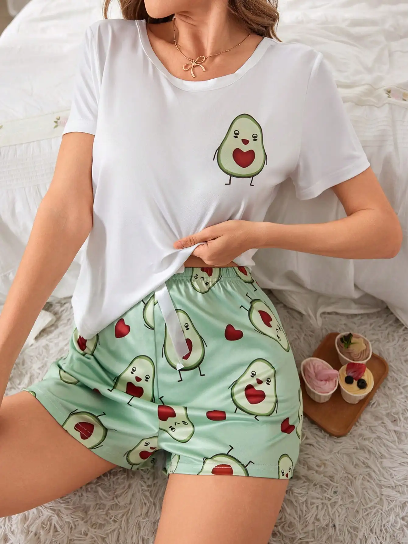 

Women's Cute Avocado Cartoon Print Short Sleeve Pajama Shorts Set