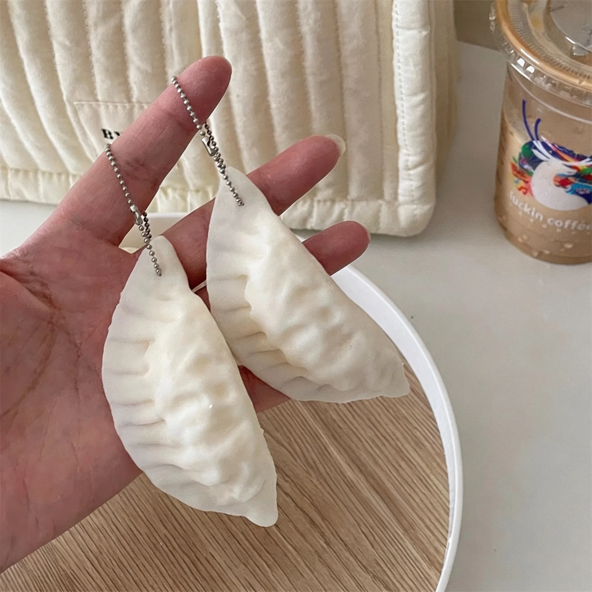 Cute Dumpling Squishy Keychain, Soft TPR Slow Rising Squeeze Fidget Toy, Stress Relief Novelty Bag Charm for Kids Adults Backpac