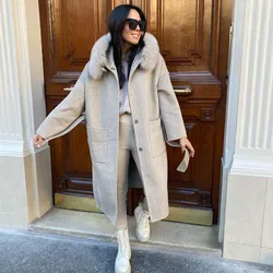 Prezzo all'ingrosso Drop Shipping cappotto lungo in lana di Cashmere da donna con fornitore di marchi di celebrità in vera pelliccia di volpe