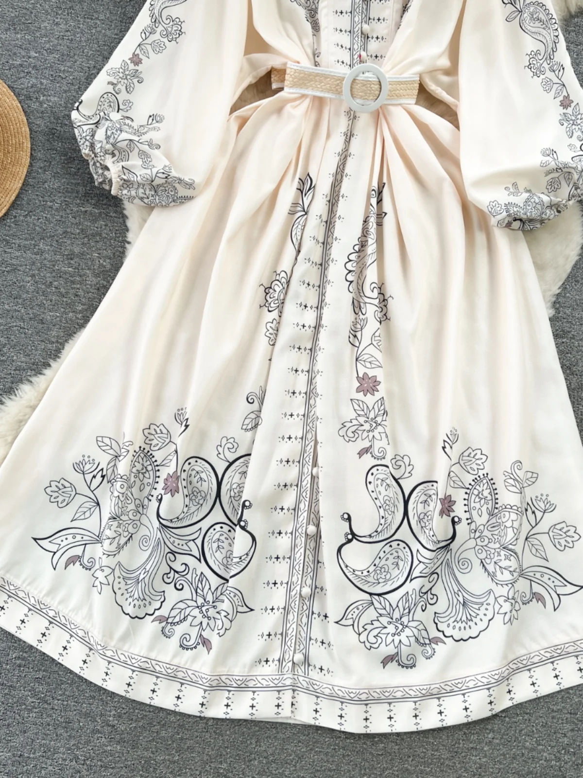 กระโปรงทรงเอวสูงปานกลางทรงเข้ารูปพิมพ์ลายสไตล์เรโทร คอลเลคชั่นใหม่ฤดูใบไม้ผลิปี 2024 ของ Vaion Dr สำหรับผู้หญิง