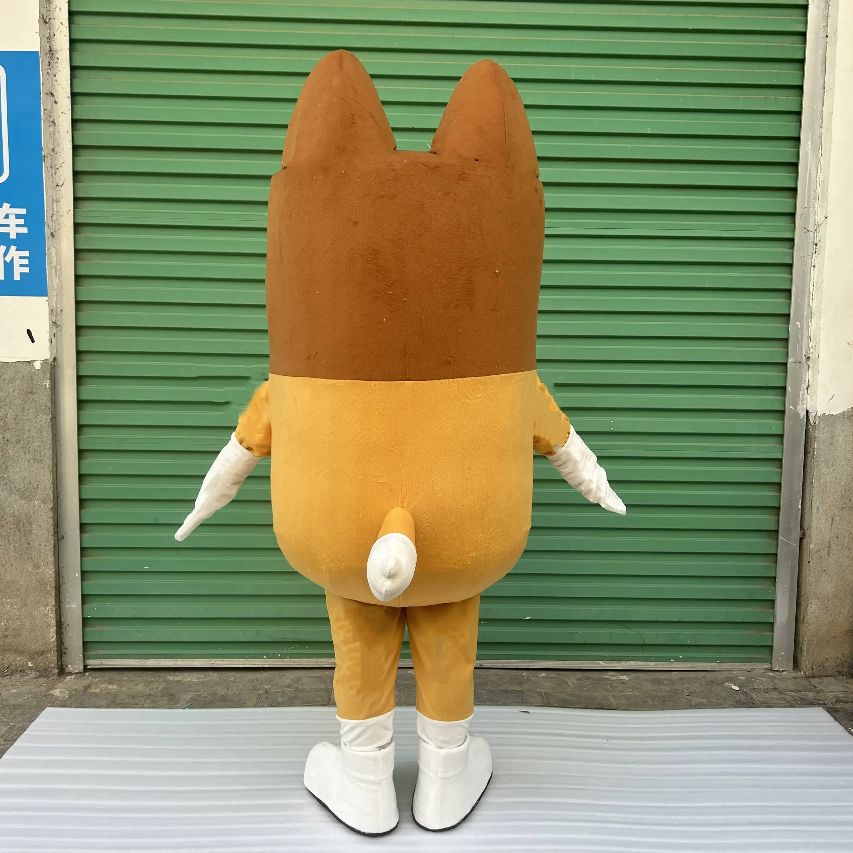

New Cute Dog Cartoon Mascot Costume Adult Walking Cosplay Performance Costume Activity Performance Props Doll Costume