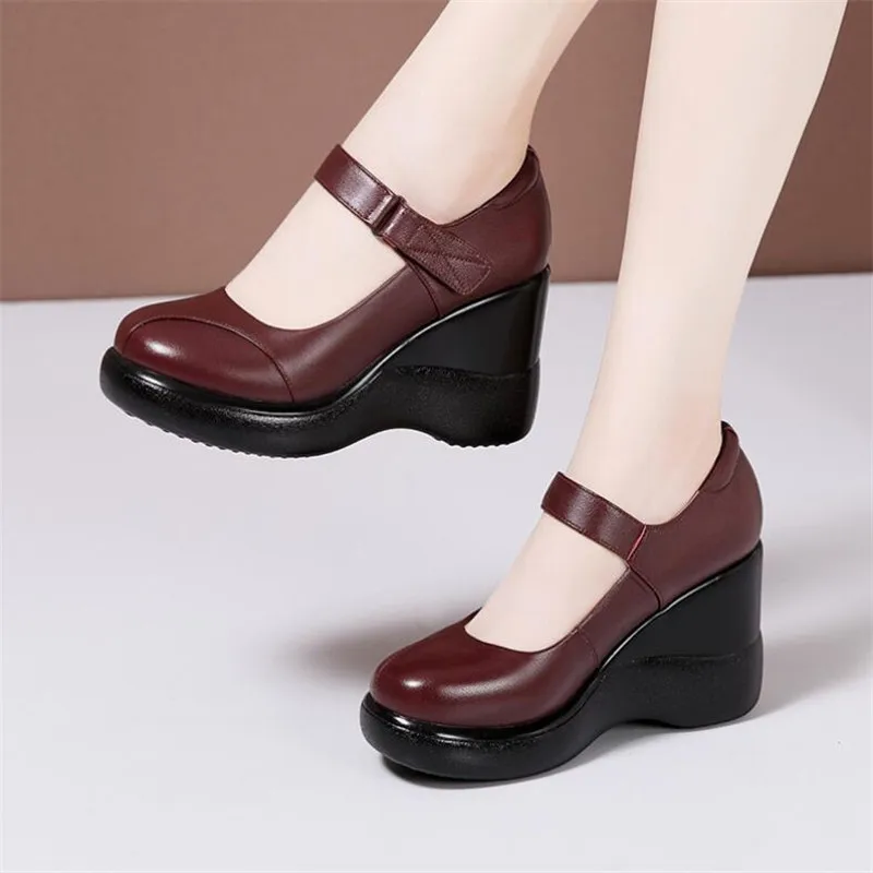 Genuine Leather Women Shoes Women Platform Pumps Women's Round toe Wedges Shoes Fashion Comfort Soft Cowhide Mom Shoes 32-43