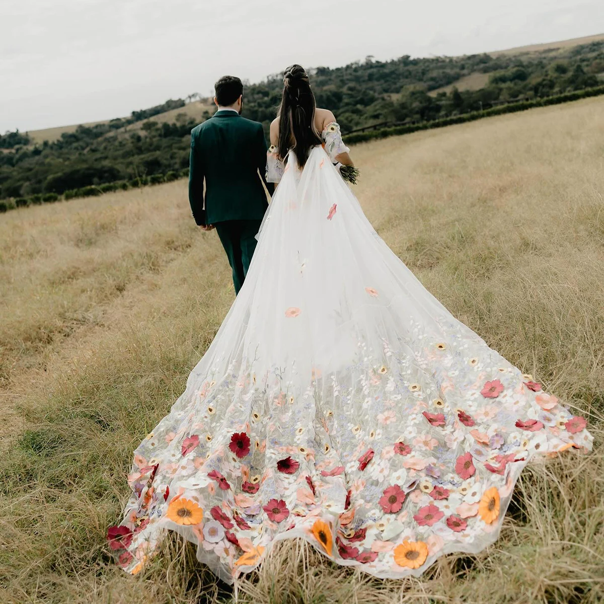 플러스 사이즈 화려한 웨딩드레스 탈부착 가능한 트레인 오프숄더 맞춤형 짧은 랜턴 소매 럭셔리 웨딩드레스