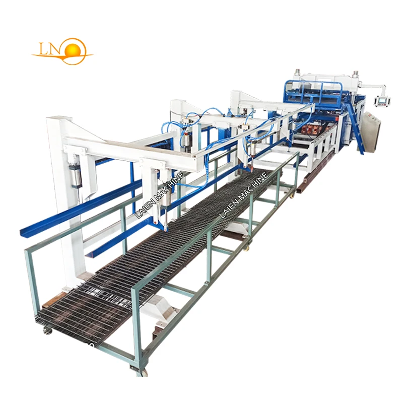 Saldatrice a rete metallica con rinforzo automatico a foro quadrato da 200x200 mm