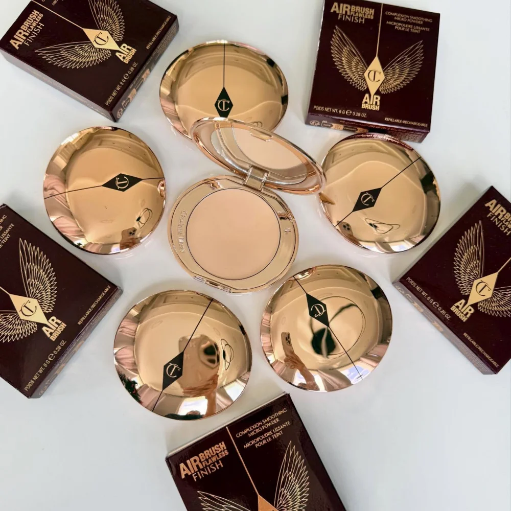 Charlotte Tilbury Fond de Teint Liquide Naturel, Enlumineur, Correcteur de Taches Visage Longue Tenue, Gloss à Lèvres, Cosmétiques de Maquillage