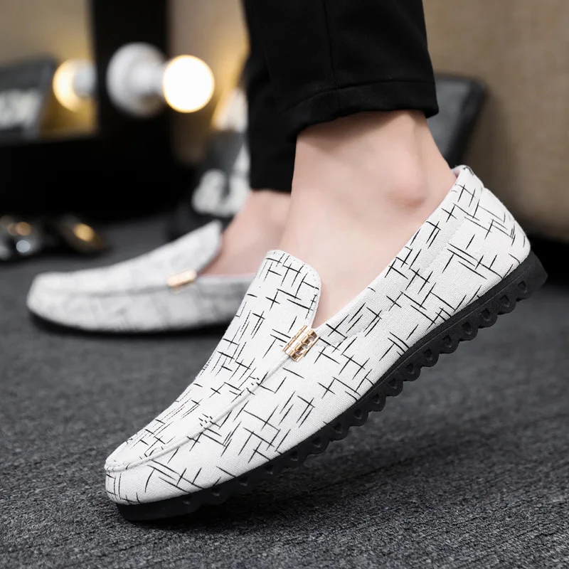 Mens Canvas Shoes Casual Slip on Breathable Loafers Luxury New Fashion Flats Formal Dress Driving Sneakers Men Italian Shoes