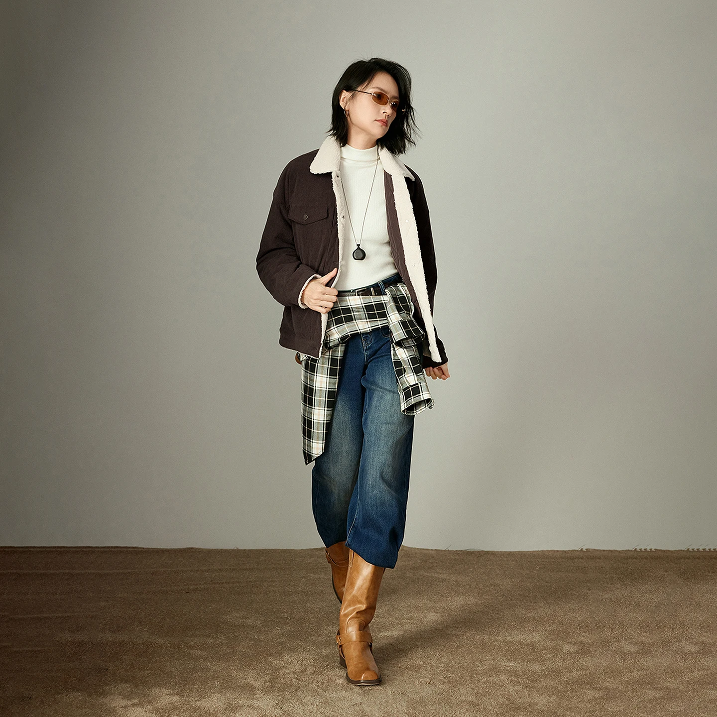 TOYOUTH معاطف قطنية نسائية شتاء 2025 سروال قصير جديد مقسم من الصوف ملابس عمل كلاسيكية ملابس خارجية فضفاضة