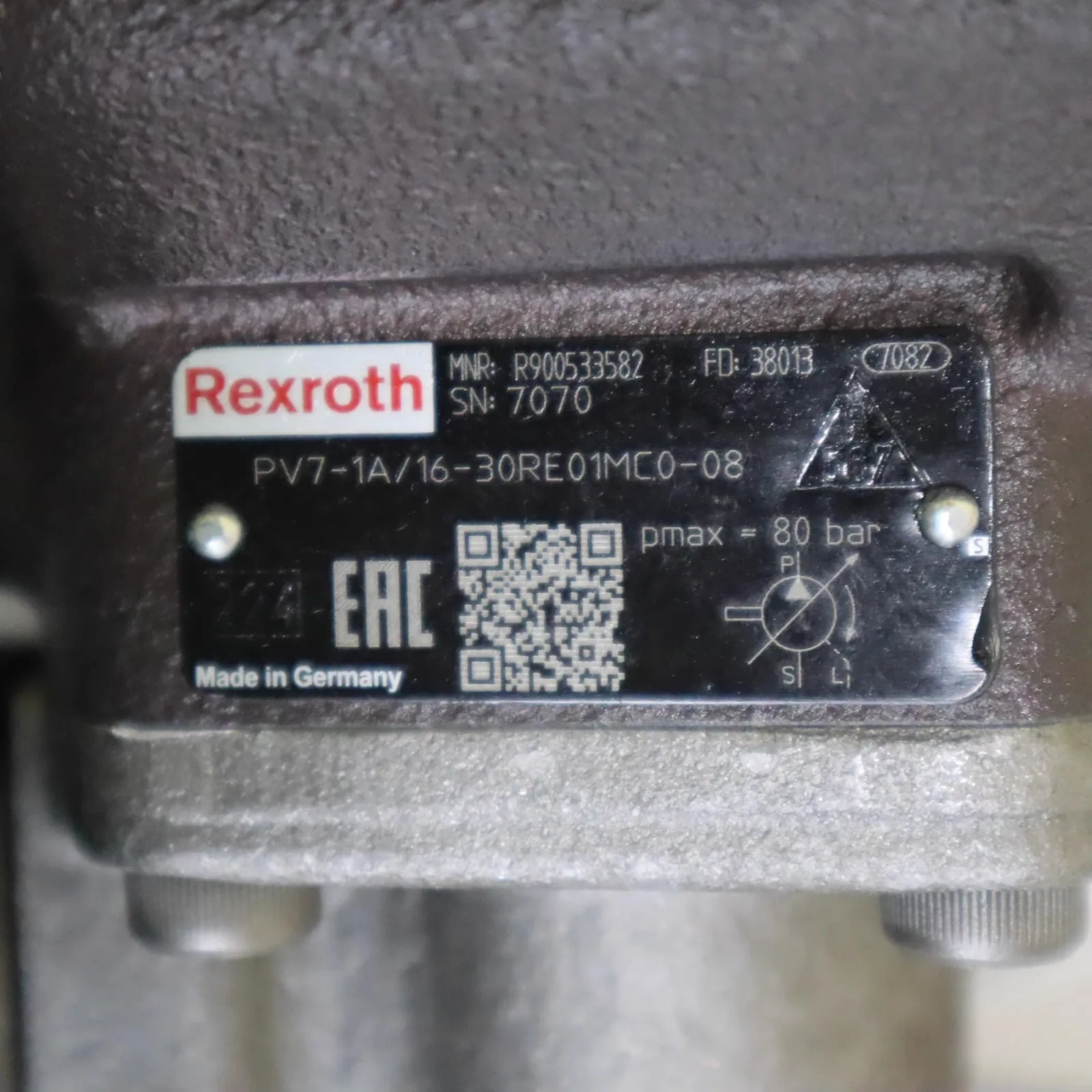 R900533582 PV7-1A/16-30RE01MC0-08 German Rexroth REXROTH Vane Pump