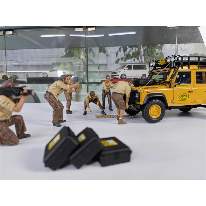 1:18 Modello in resina pressofusa Fuoristrada Squadra di salvataggio Varie posizioni di Eescue Accessorio di scena Action Figure fai da te Display Collezione regalo