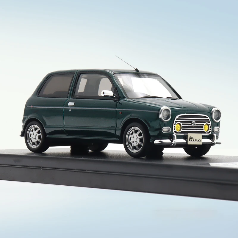 Hi-story Vintage Resin Car Model 1/43 Scale DAIHATSU Mira Gino