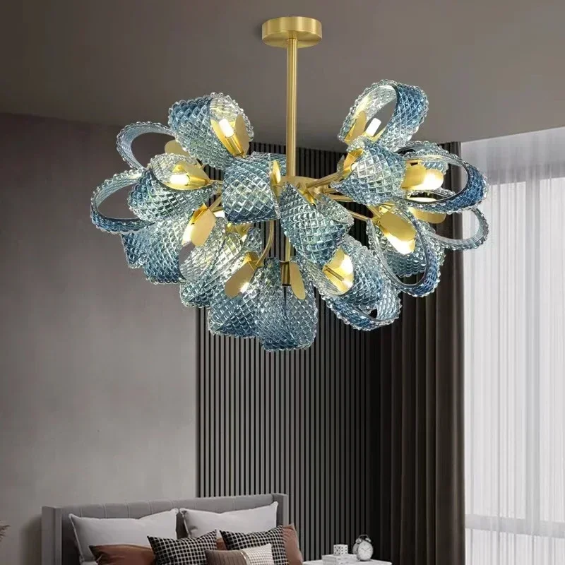 Nordic Copper Pendant Lamp Modern LED Blue Peacock Leaf Glass Designer Hanging Chandelier Villa Luxury Stained Glass Chandelier