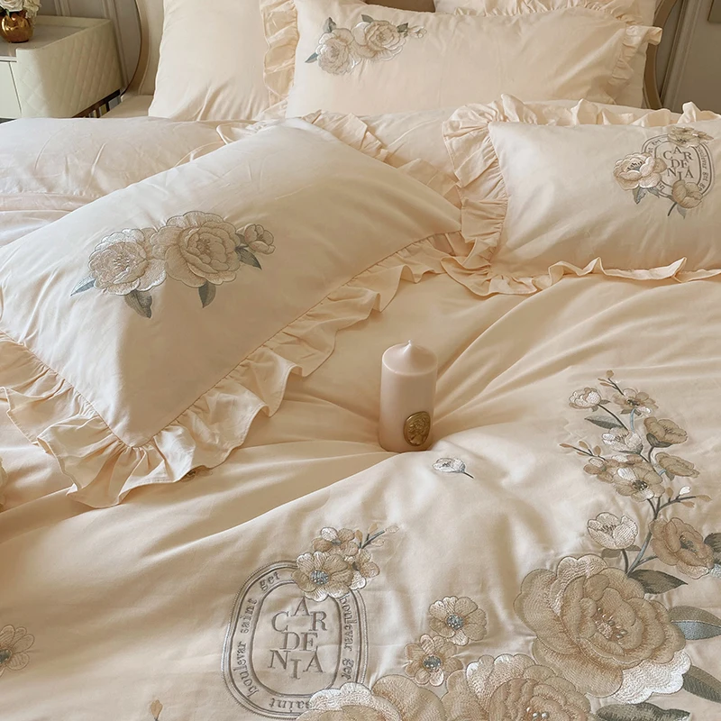 Winter Brushed Pure Cotton Embroidered Flowers Bedding Set Warmer Bed Sheet Pillowcases Duvet Cover Set 4pcs for Winter Home