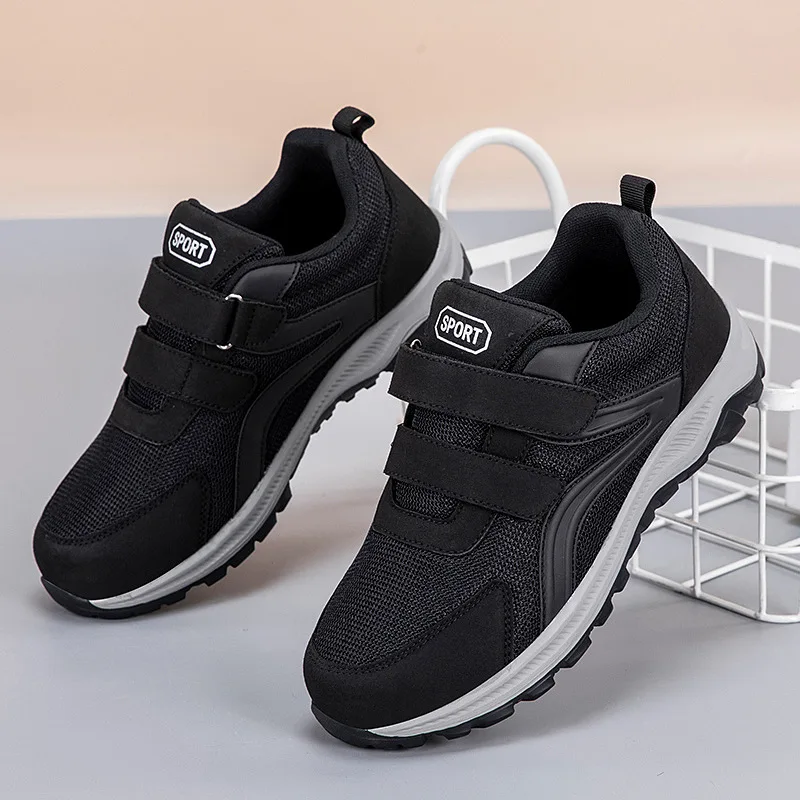 

Ортопедические кроссовки для диабетиков (мужские и женские) – комфортная обувь для пожилых людей с отеками ног, регулируемые на двух ремешках с застежкой-липучкой