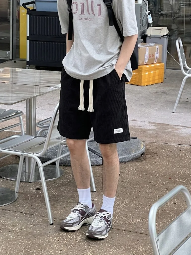 Five Inch Corduroy Shorts, Korean Retro Daily Brand, S-2XL Black Thick Corduroy Drawstring Straight Knee Casual Shorts 1 Pack