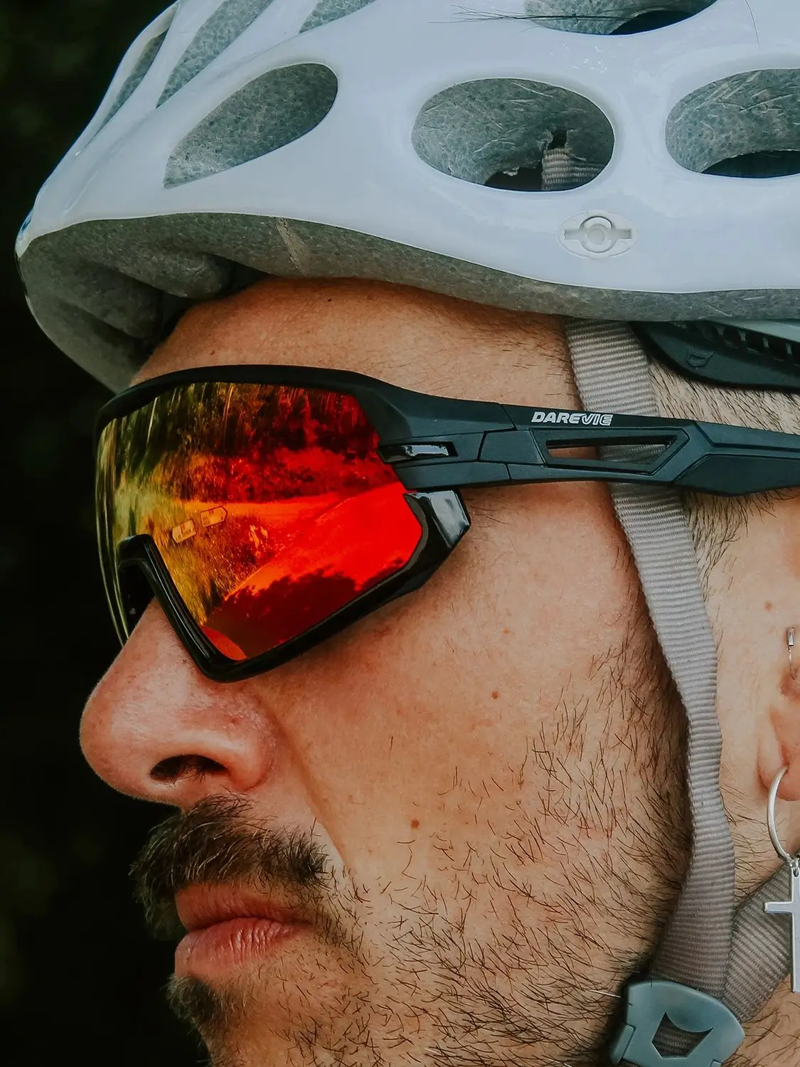 AliExpress NONE DAREVIE Sunglasses Men UV400 7 Layers Lens HD Vision Men's Cycling Glasses MTB Road None Slip Outdoor Sports Sunglasses Men